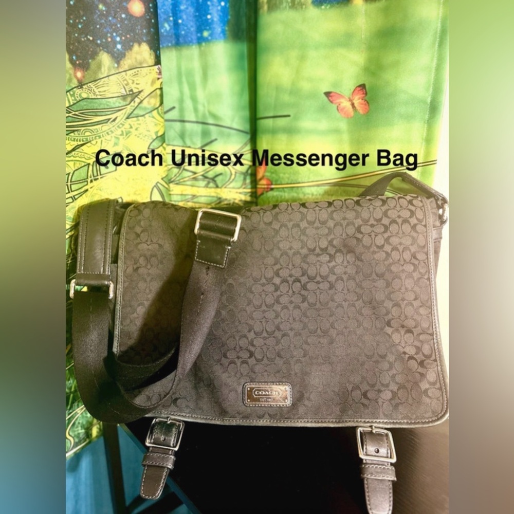 Coach Black Signature Canvas Messenger Bag